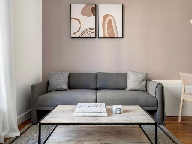 Location Appartement Avenue Hoche, Paris