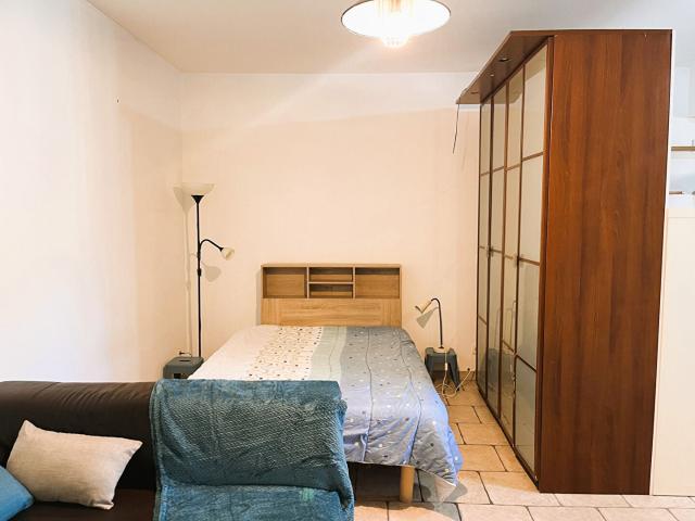 Location Appartement Avenue Henri Barbusse, Saint Cannat