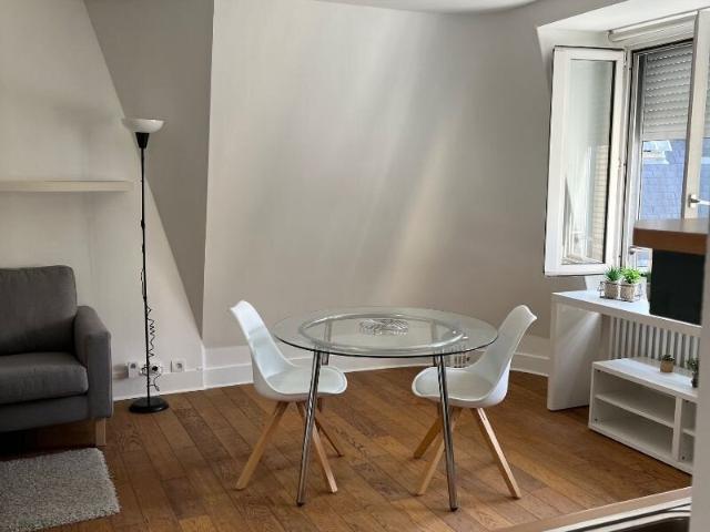 Location Appartement Avenue Hubert Germain, Paris