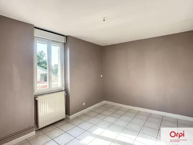 Location Appartement Avenue John Fitzgerald Kennedy, Montluçon