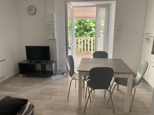 Location Appartement Avenue Jean Jaurès, Bédarieux