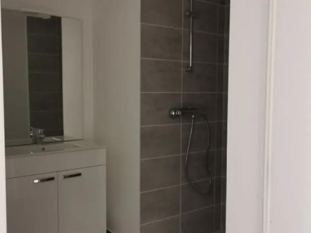 Location Appartement Avenue Jean Jaurès, Décines Charpieu