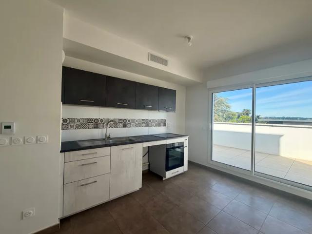 Location Appartement Avenue Jean Jaurès, Décines Charpieu