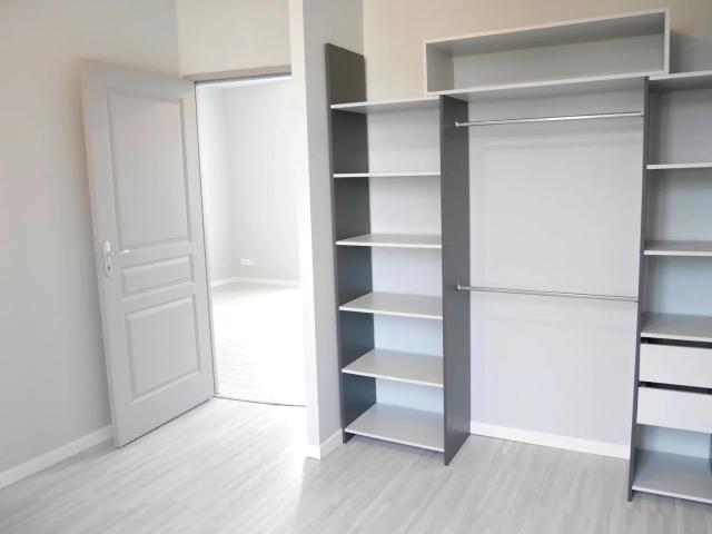 Location Appartement Avenue Jean Jaurès, Millau