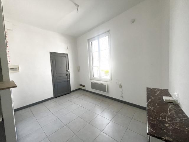Location Appartement Avenue Jean Jaurès, Nîmes