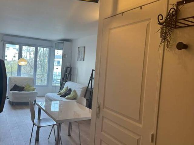 Location Appartement Avenue Jean Jaurès, Paris