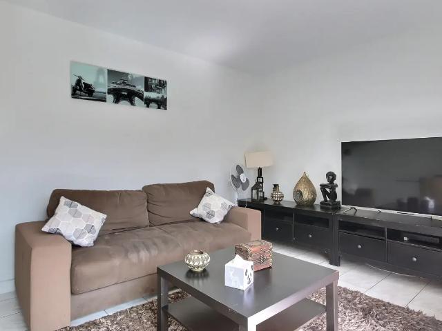 Location Appartement Avenue Jean Jaurès, Paris