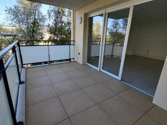 Location Appartement Avenue Jean Mermoz, Rognac