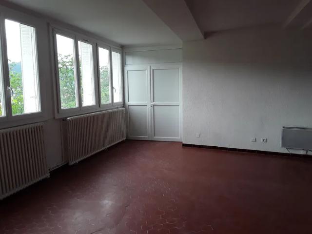 Location Appartement Allée du Château, Château Arnoux Saint Auban