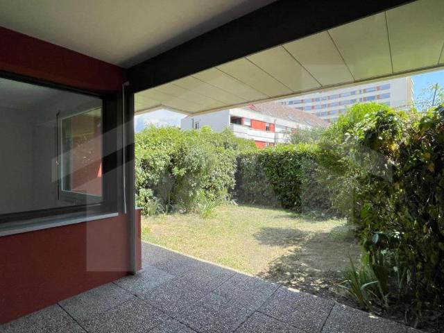 Location Appartement Avenue Jean Perrot, Grenoble
