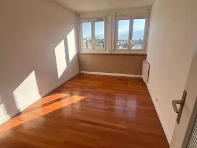 Location Appartement Avenue Jeanne d'Arc, Grenoble