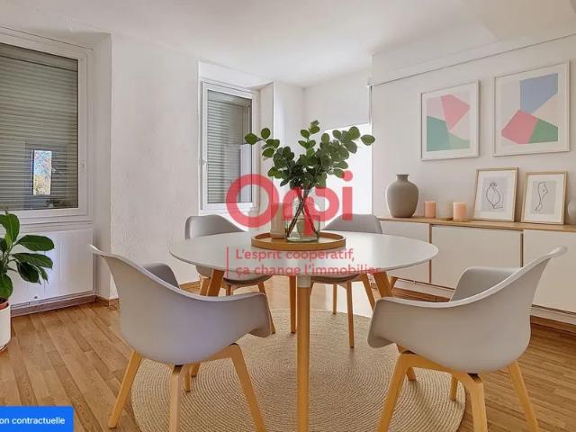 Location Appartement Avenue Louis Prats, Prades
