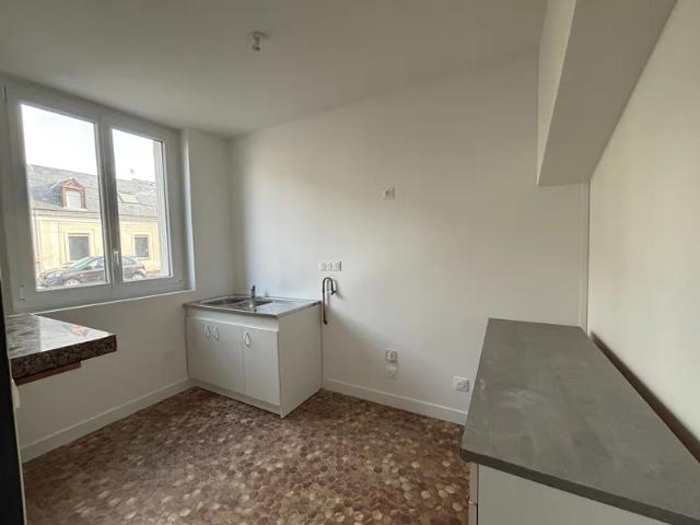 Location Appartement Avenue Louis Proust, Neuillé Pont Pierre