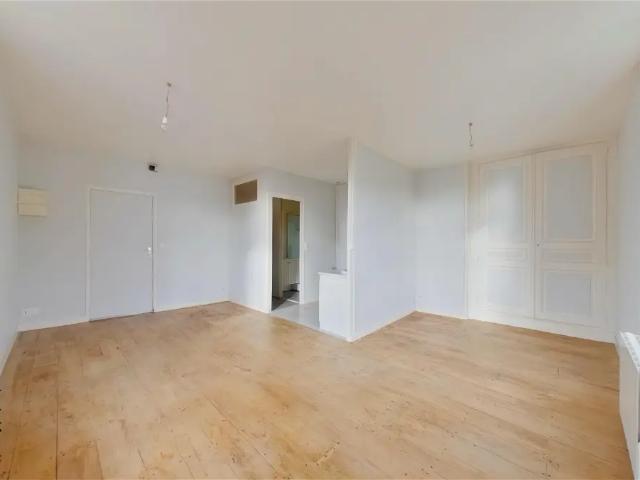 Location Appartement Avenue Louis Ripault, Châtellerault