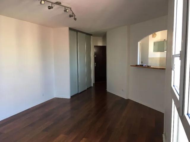 Location Appartement Avenue Lacassagne, Lyon