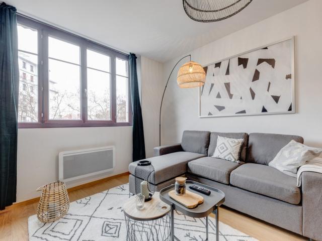 Location Appartement Avenue Lacassagne, Lyon