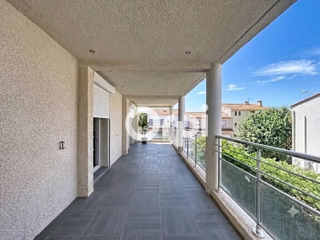 Location Appartement Rue Mathieu Orfila, Perpignan