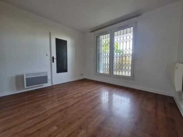 Location Appartement Avenue Montaigne, Noisy le Grand
