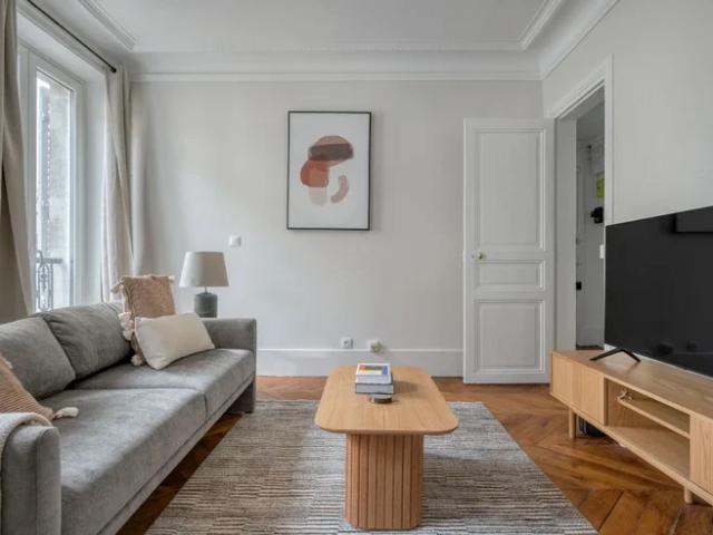 Location Appartement Avenue Mac Mahon, Paris