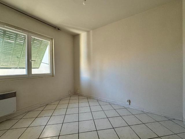 Location Appartement Avenue Maréchal Foch, Béziers