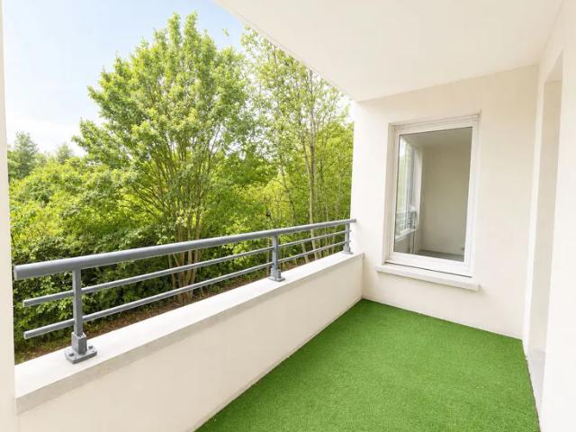 Location Appartement Avenue Marie Curie, Bussy Saint Georges