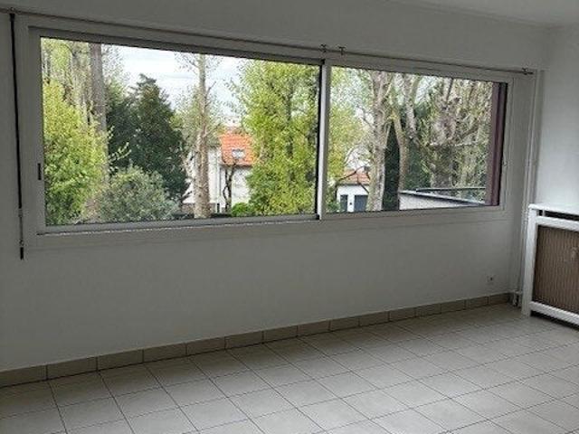 Location Appartement Avenue Marie Louise, Saint Maur des Fossés