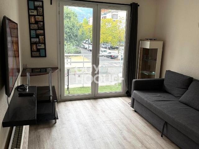 Location Appartement Avenue Marie Reynoard, Grenoble