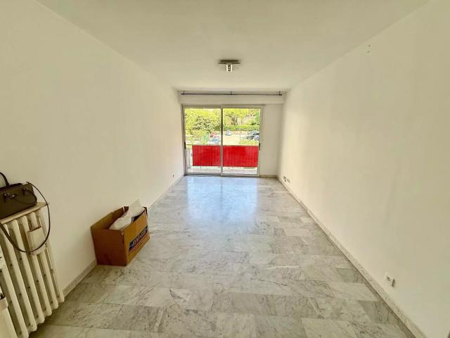 Location Appartement Avenue Sainte Marguerite, Nice
