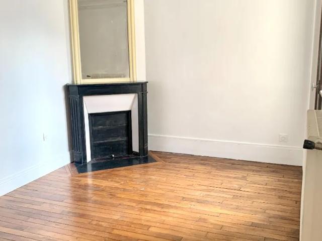 Location Appartement Avenue Secrétan, Paris