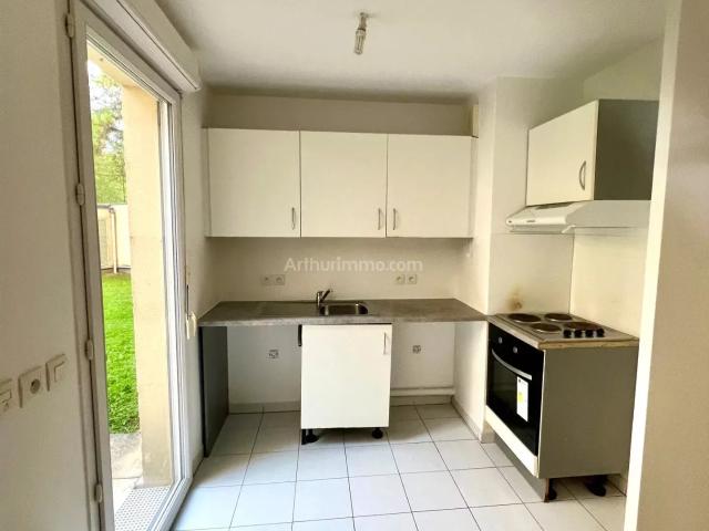 Location Appartement Avenue Paul Vaillant Couturier, Paray Vieille Poste