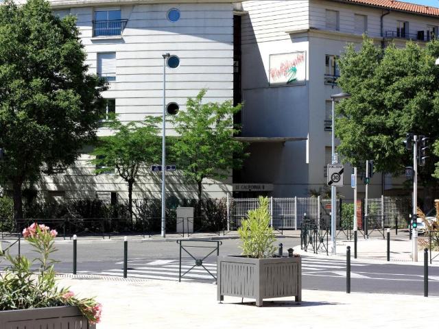 Location Appartement Avenue Pierre Brossolette, Aix en Provence