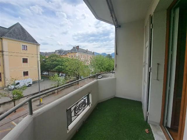 Location Appartement Avenue Pierre Lanfrey, Chambéry