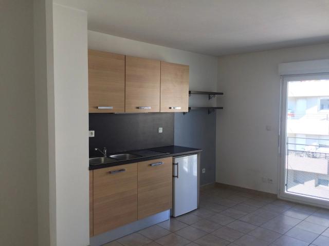 Location Appartement Avenue Roger Salengro, Villeurbanne
