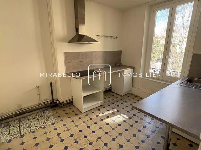 Location Appartement Avenue Romain Rolland, Nice