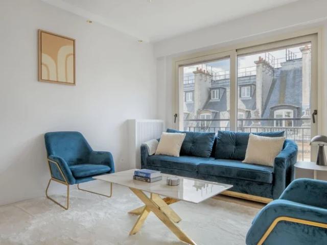 Location Appartement Avenue Raymond Poincaré, Paris