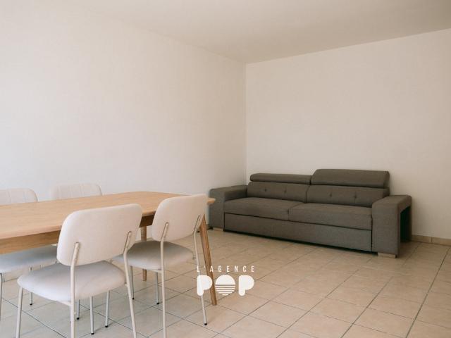Location Appartement Avenue Winston Churchill, Coulounieix Chamiers