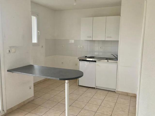 Location Appartement Avenue Winston Churchill, Coulounieix Chamiers