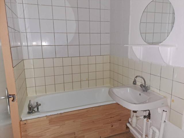 Location Appartement Avenue Tomas Bata, Moussey