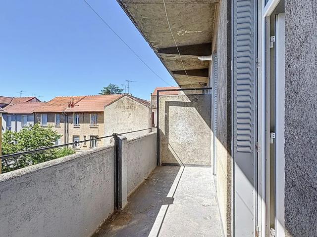 Location Appartement Avenue Thermale, Vichy