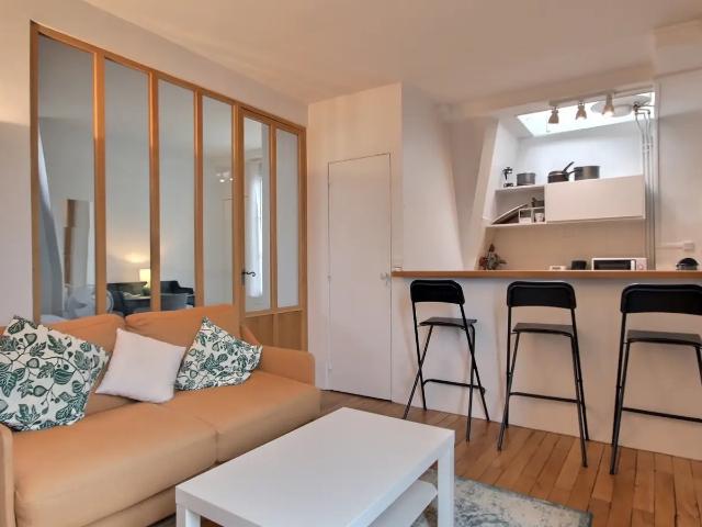 Location Appartement Avenue Trudaine, Paris