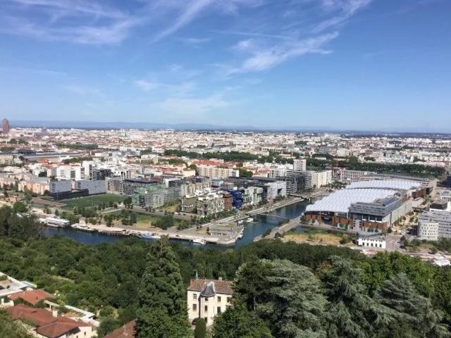 Location Appartement Avenue Valioud, Sainte Foy lès Lyon