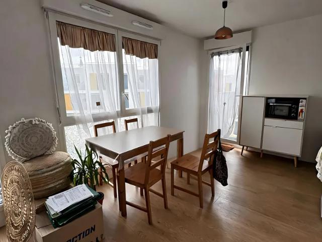 Location Appartement Avenue Victor Hugo, La Courneuve