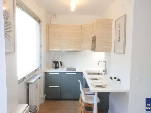 Location Appartement Avenue Victor Hugo, Paris