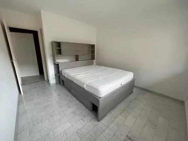 Location Appartement Avenue Victor Tuby, Vence