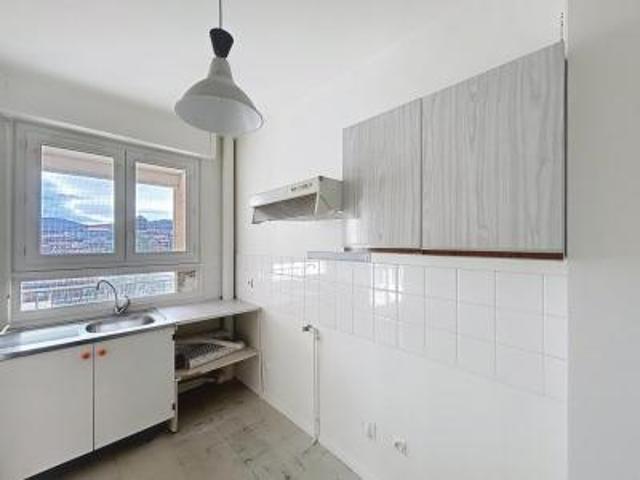 location appartement beaumont 2 pièces 40 m2 puy de dome 63110 650 € / mois