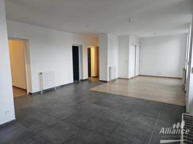 location appartement belfort 3 pièces 71 m2 belfort 90000 680 € / mois