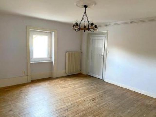 location appartement billom 4 pièces 74 m2 puy de dome 63160 620 € / mois