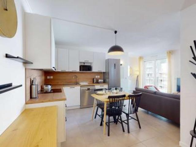 location appartement bordeaux 5 pièces 85 m2 gironde 33800 590 € / mois