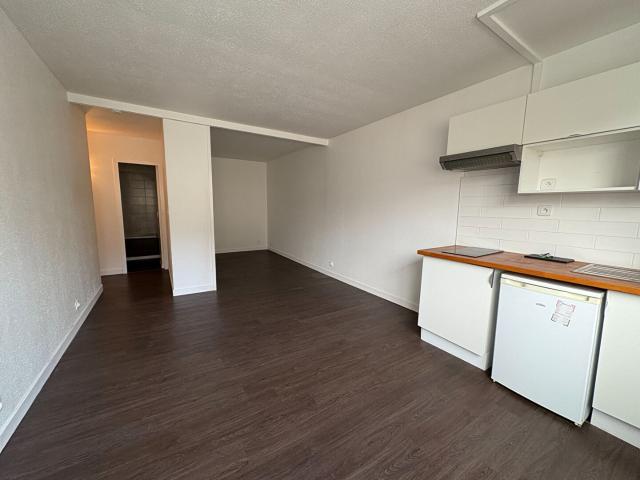 Location appartement Bordeaux: 650 € AJP Immobilier Bordeaux Saint Augustin
