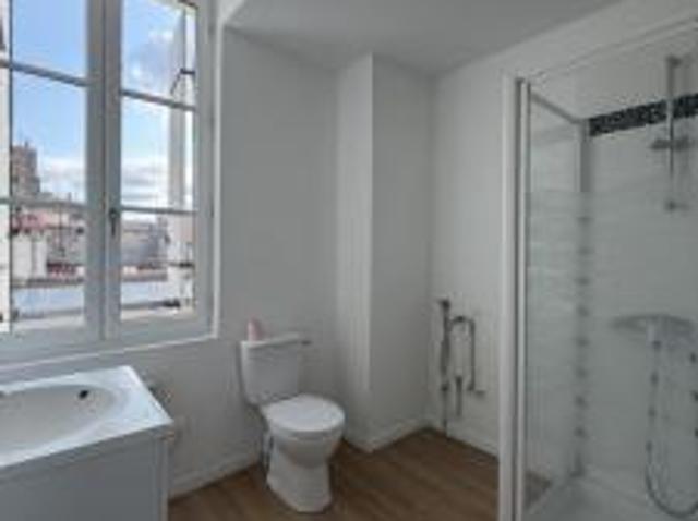 location appartement bordeaux 1 pièce 27 m2 gironde 33300 760 € / mois